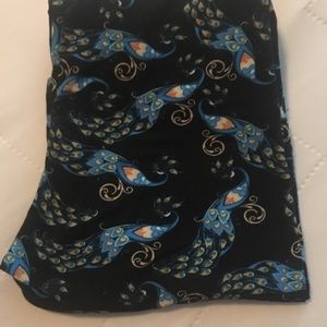 LuLaRoe peacocks OS